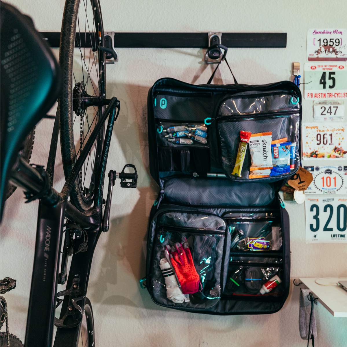 parc-the-bag-cycling-gear-bag-home-storage-travel-bag-cyclist-race-day-bag-4